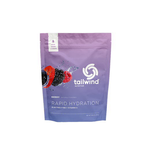 A pouch of Tailwind Rapid Hydration powder with berry flavor, designed for rapid hydration with electrolytes and Vitamin C.